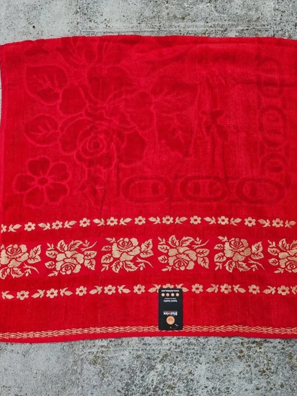 Luxury Towel Red Cotton Bath Towel Embriodered Long Towel Cotton NWT